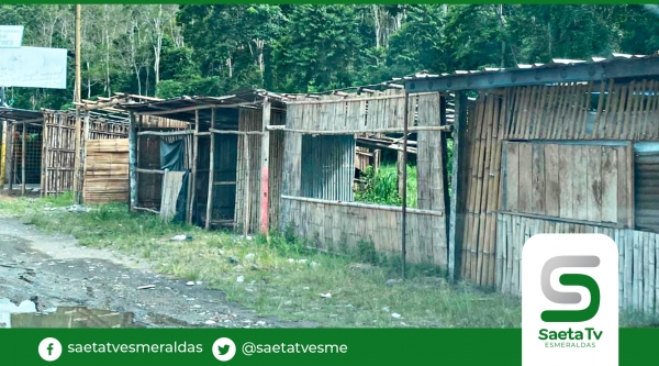 Construyen caramancheles frente al viernaso en La Victoria de San Mateo