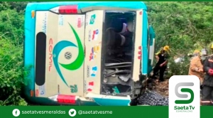 Fallecidos por siniestro de bus interprovincial en Loja subió a cuatro