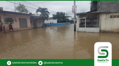 Desbordamiento del río Esmeraldas  provocó inundaciones