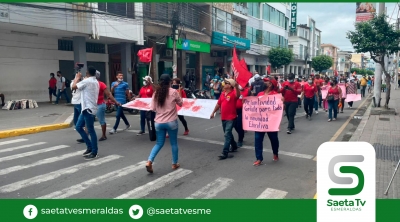 Maestros protestaron en las calles por aprobación de la LOEI