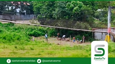 Invaden terreno de cancha de fútbol de barrio Río Esmeraldas