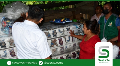 Alcalde de Centinela del Cóndor brindo ayuda a familia afectada por el incendio de su vivienda