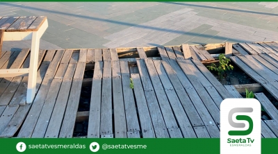 Sigue destruyéndose malecón de Las Palmas  y ejecutivos de FLOPEC brillan  por la ausencia