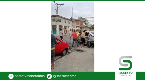 Accidente de transito en Guayaquil deja heridos y daños materiales