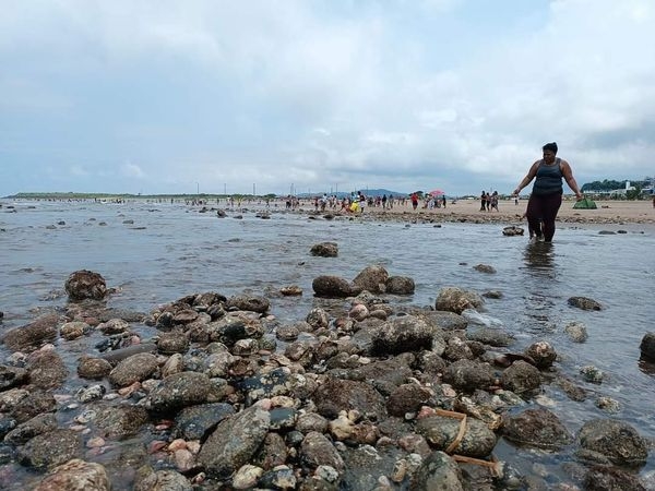 PLAYA LAS PALMAS ÚNICA EN EL ECUADOR